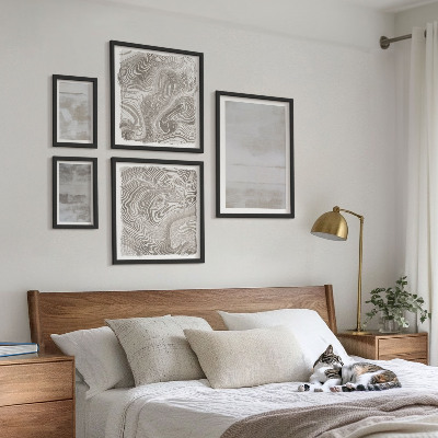 Sieninė paveikslų galerija Dėvėtų tekstūrų modernus stilius