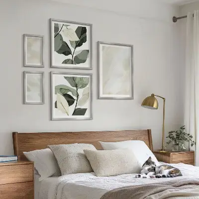 Sieninė paveikslų galerija ryškūs abstraktūs bohemiško stiliaus paveikslai