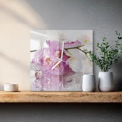 Kvadratinis laikrodis iš stiklo Orchidėja