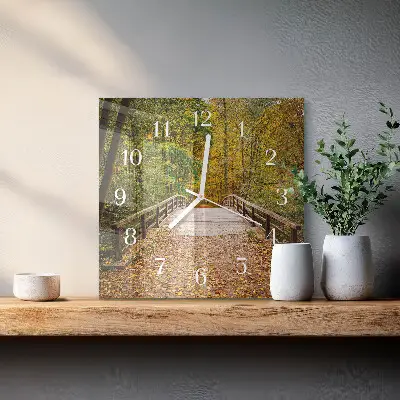 Kvadratinis laikrodis iš stiklo Miško tiltas