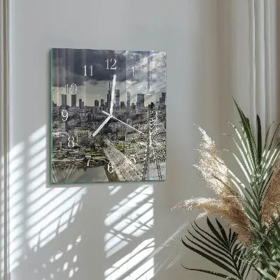 Kvadratinis laikrodis iš stiklo Varšuva