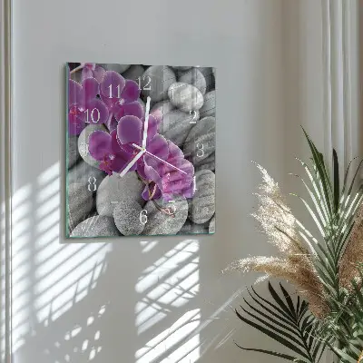 Kvadratinis laikrodis iš stiklo Akmenys ir orchidėja