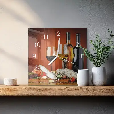 Kvadratinis laikrodis iš stiklo Vynas