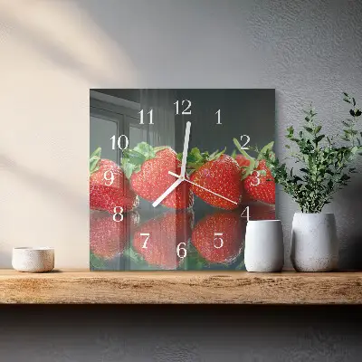 Kvadratinis laikrodis iš stiklo Braškės