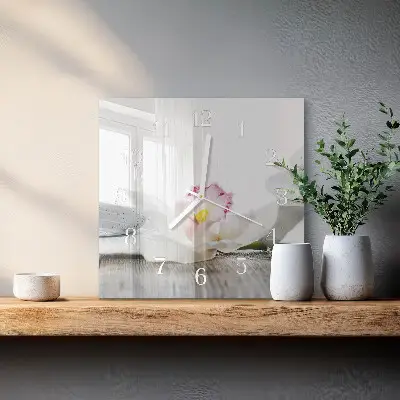 Kvadratinis laikrodis iš stiklo Orchidėja