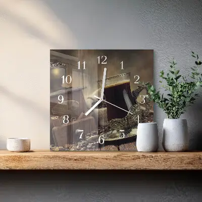 Kvadratinis laikrodis iš stiklo Kava