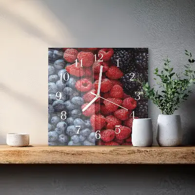 Kvadratinis laikrodis iš stiklo Uogos