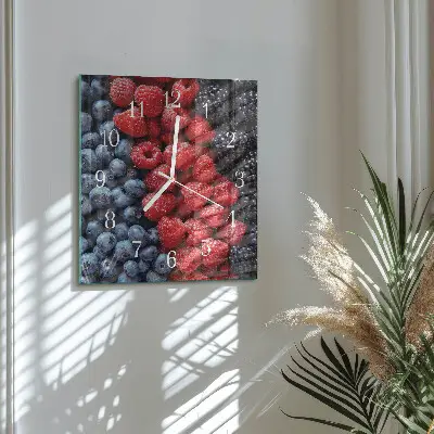 Kvadratinis laikrodis iš stiklo Uogos