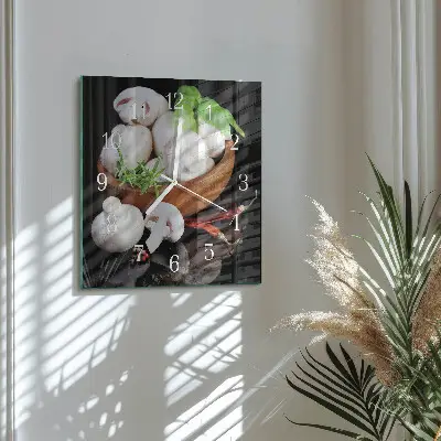 Kvadratinis laikrodis iš stiklo Grybai