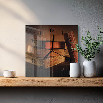Kvadratinis sieninis laikrodis Knyga