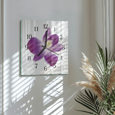 Kvadratinis sieninis laikrodis Orchidėjos žiedas