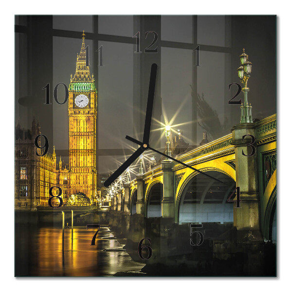 Kvadratinis sieninis laikrodis Londonas