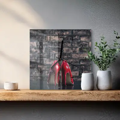 Kvadratinis sieninis laikrodis Raudoni aukštakulniai