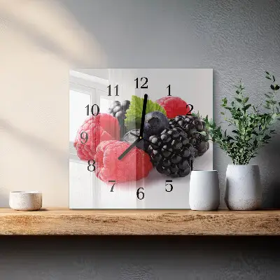Kvadratinis sieninis laikrodis Uogos