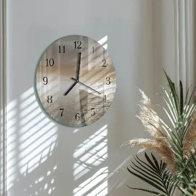 Apvalus laikrodis iš stiklo Pirsas