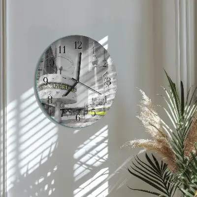 Apvalus laikrodis iš stiklo Berlynas