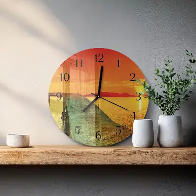 Apvalus laikrodis iš stiklo Tiltas