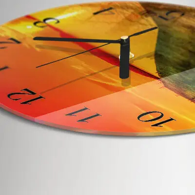 Apvalus laikrodis iš stiklo Tiltas
