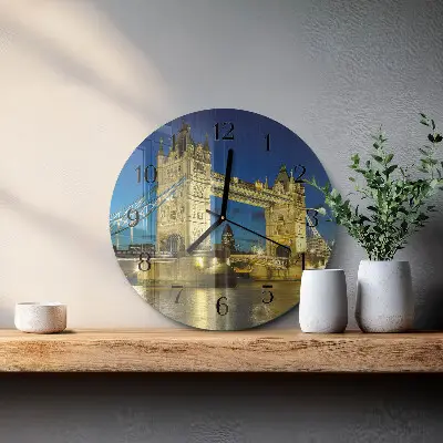 Apvalus sieninis laikrodis Londono tiltas