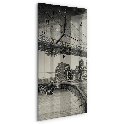Vertikalus sieninis laikrodis Perspektyvos
