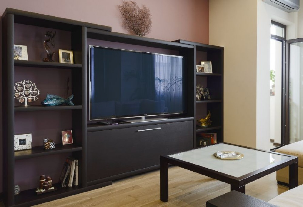 TV siena svetainėje – įkvėpimai