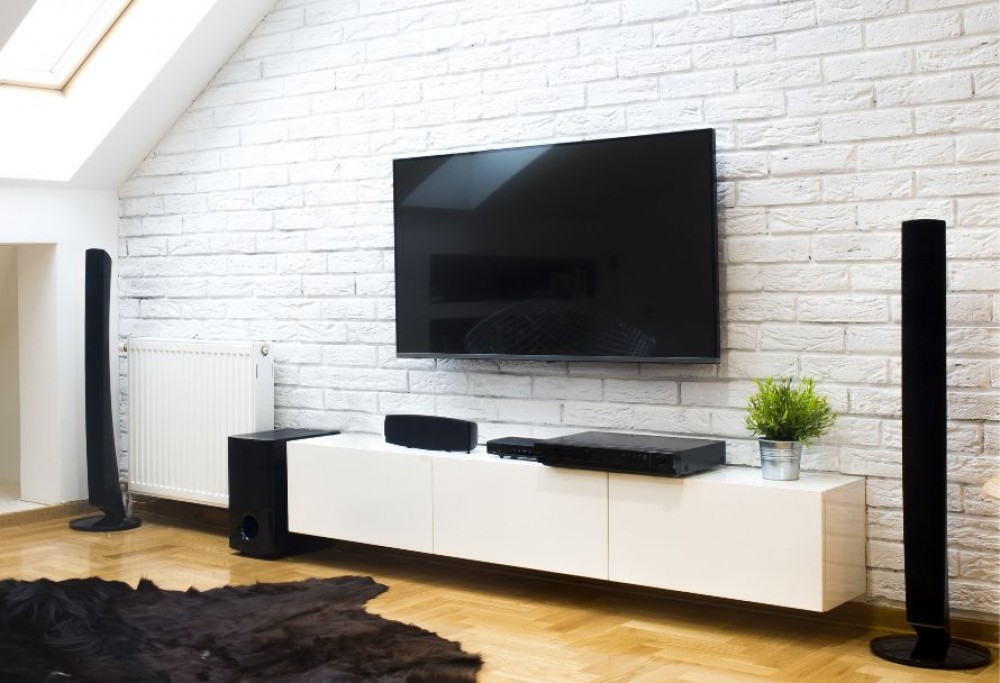 TV siena svetainėje – įkvėpimai